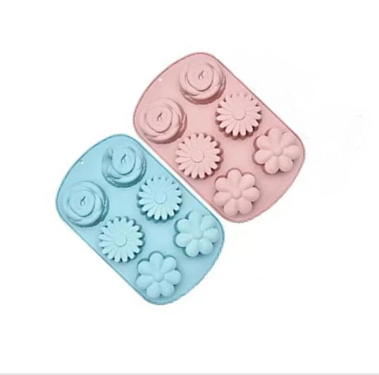 1 + 1 GRATIS - Forma din silicon pentru briose, 3 modele diferite