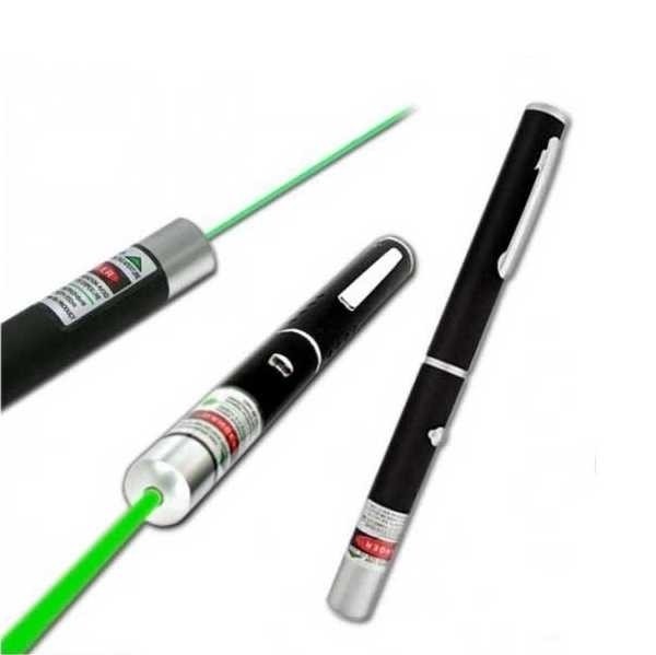 Laser pointer verde cu 12 capete interschimbabile si 2 baterii incluse, de tip pix,  metalic