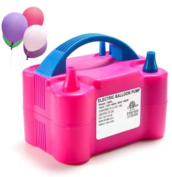 Dispozitiv pentru ornarea prajiturilor si torturilor cu 6 duze