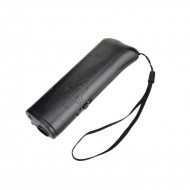 Aparat impotriva cainilor agresivi si pentru dresaj cu ultrasunete negru, functie de lanterna, acumulator inclus