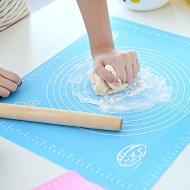 plansa din silicon alimentar, rezistent la temperaturi ridicate, ideal ca plansa pentru tocat alimente sau pentru framantat aluat