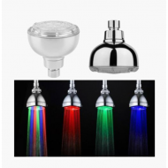 Cap de dus cu leduri colorate